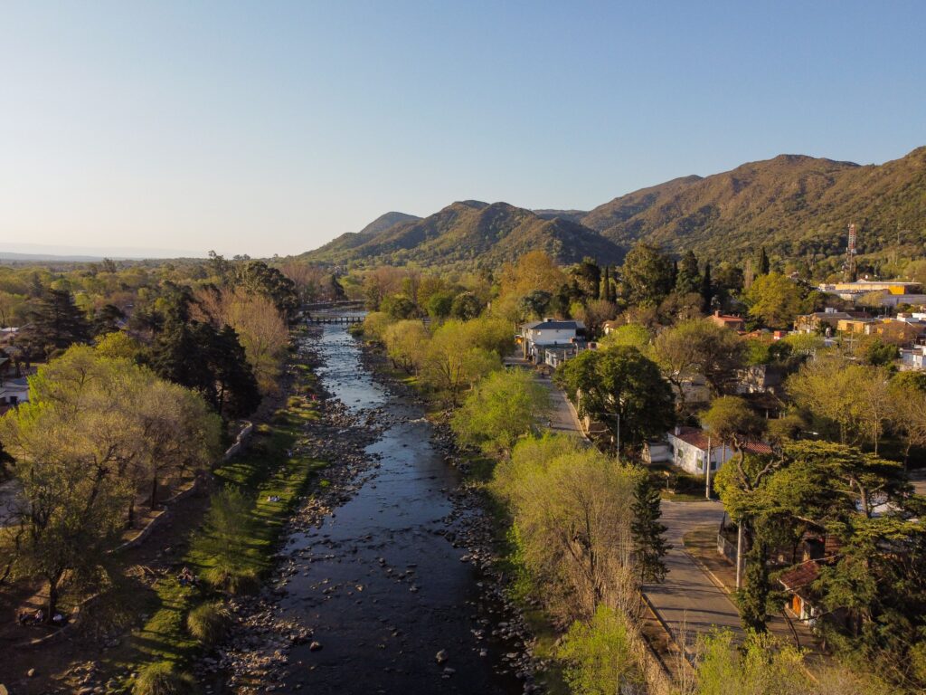 arroyo en medio de vegetacion en MERLO SAN LUIS